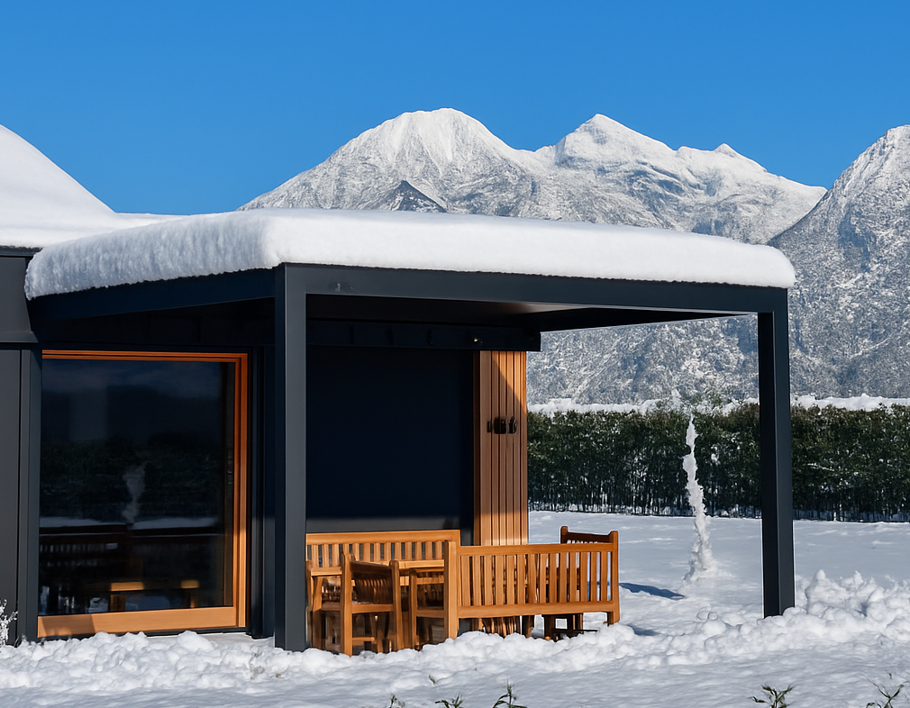 Katera bioklimatska pergola je primerna za sneg, točo in močan veter?